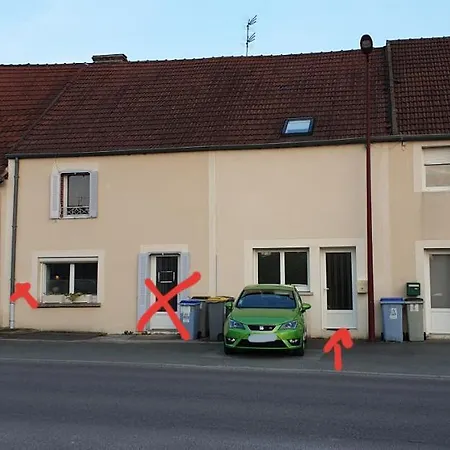 Maison Duplex De Ville Avec Terrasse Et Clim Foucherans  Exterior photo